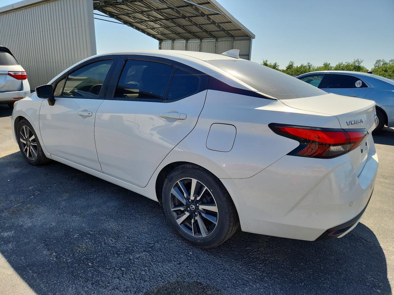 2021 Nissan Versa Sv - Фото 2