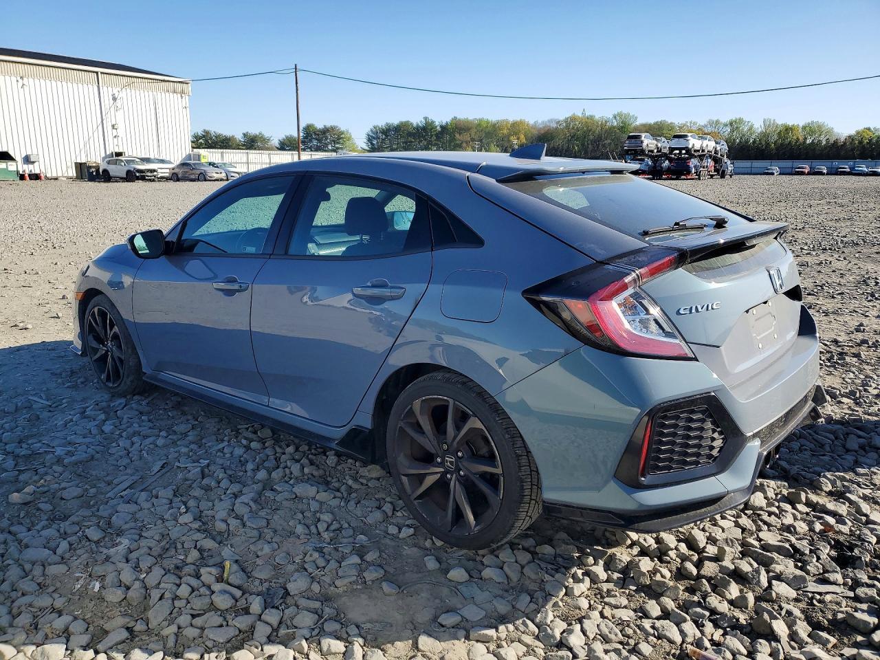 2019 Honda Civic Sport - Image 2