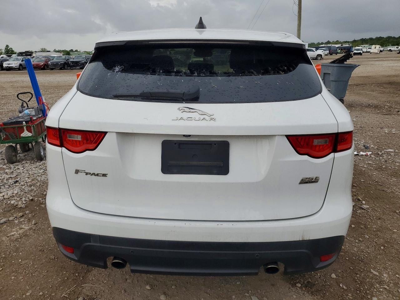 2020 Jaguar F-Pace Premium 25T - Фото 6