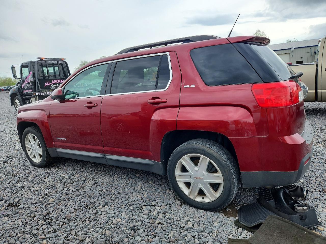 2011 GMC Terrain Sle - Image 2