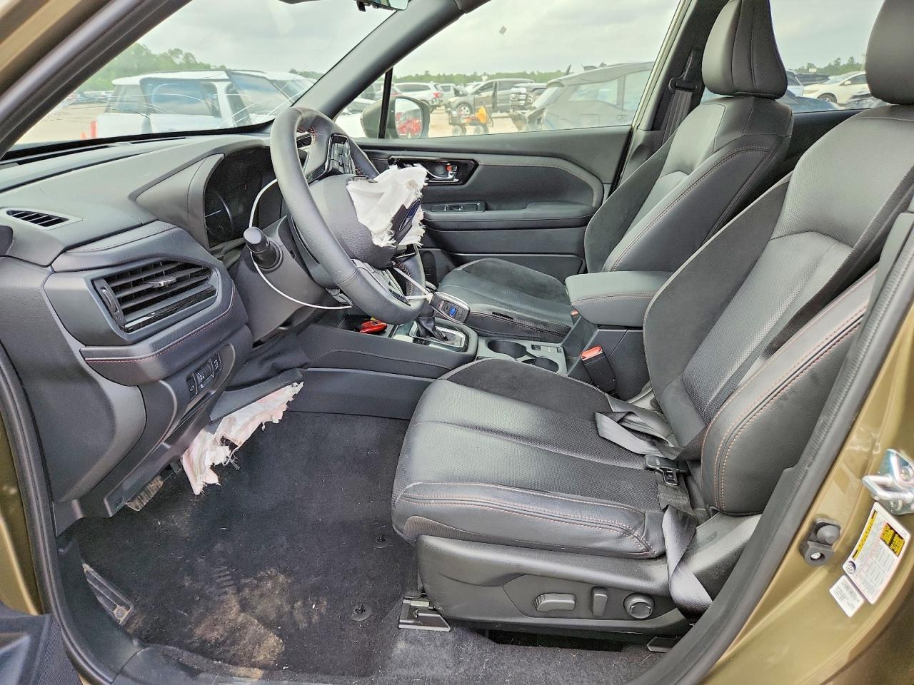 2025 Subaru Forester Touring - Фото 7