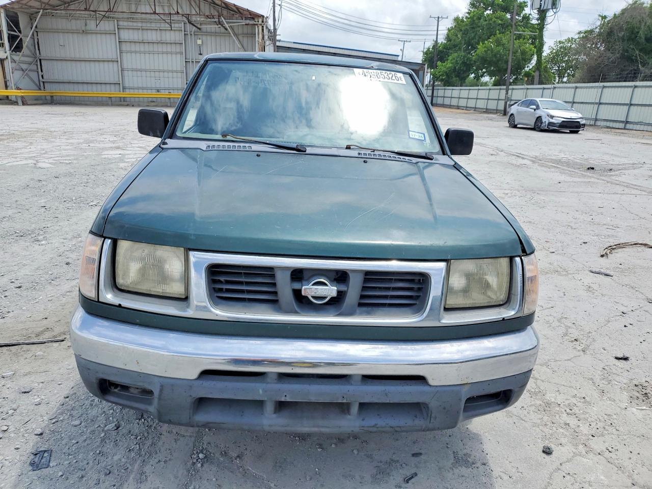 2000 Nissan Frontier Xe - Image 5