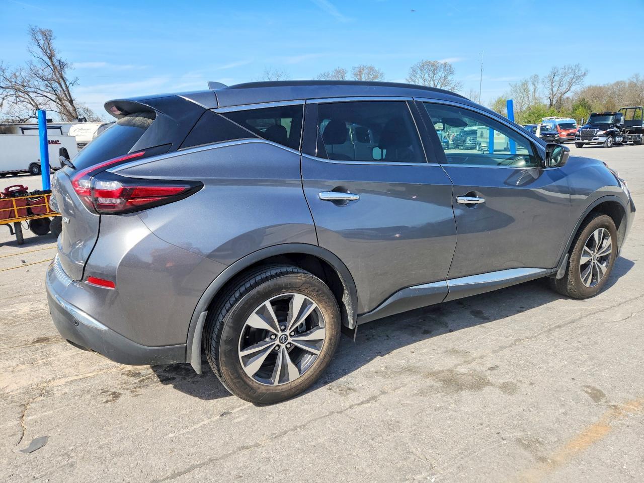 2023 Nissan Murano Sv - Image 3