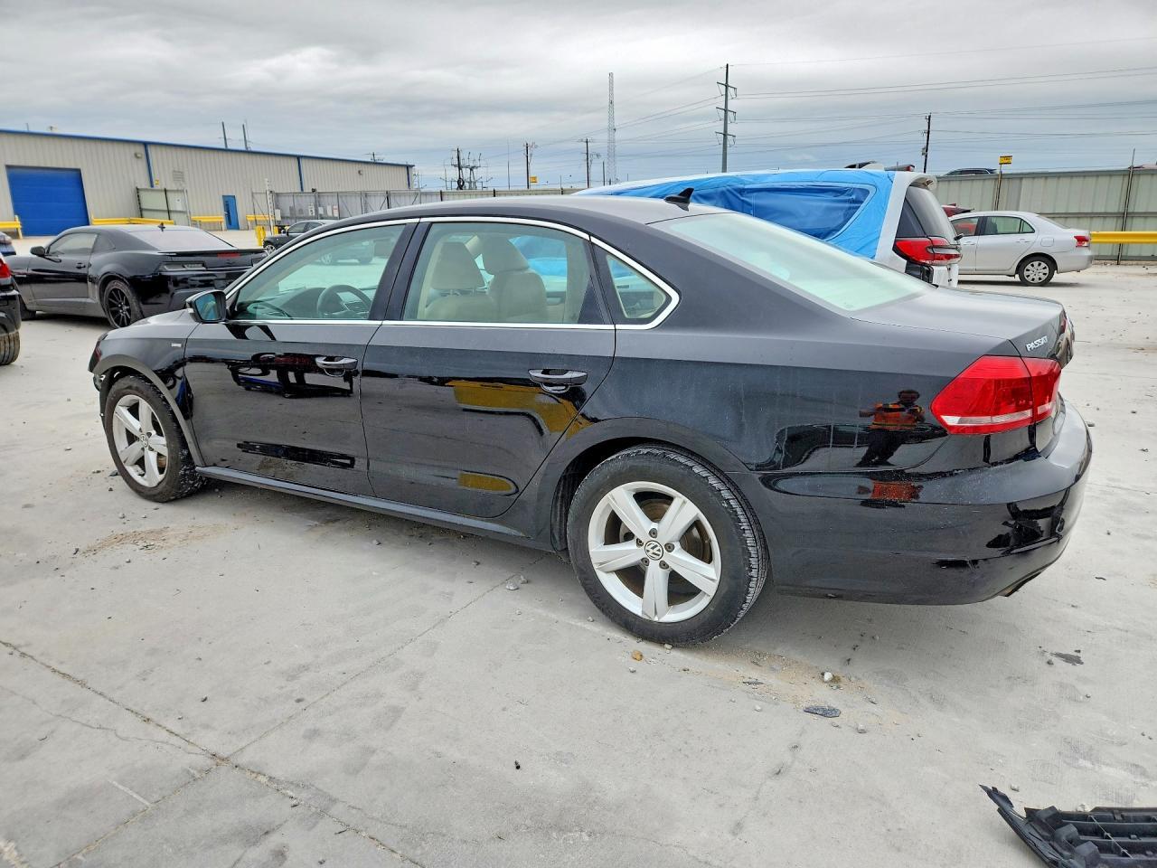 2015 Volkswagen Passat S - Image 2