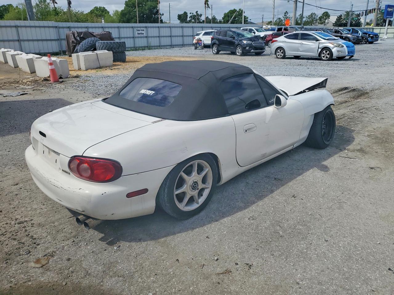 1999 Mazda Mx-5 Miata - Image 3