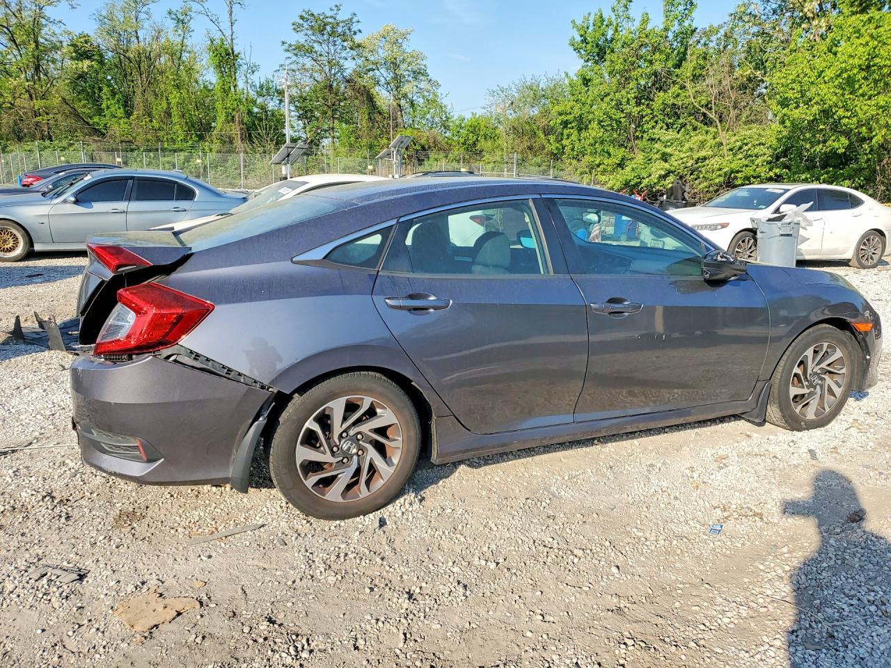 2016 Honda Civic Ex - Image 3