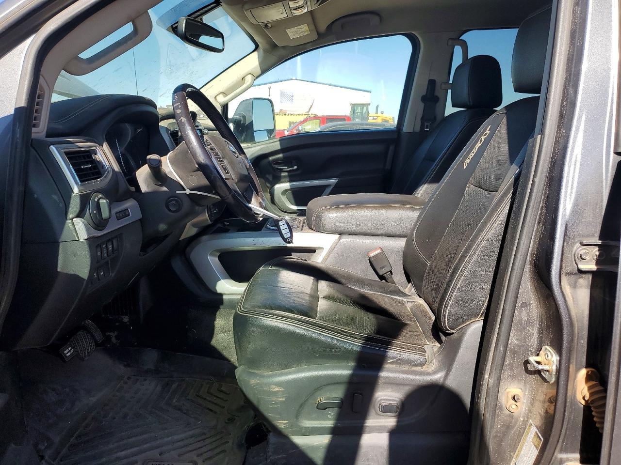 2019 Nissan Titan Xd Pro-4X - Фото 7