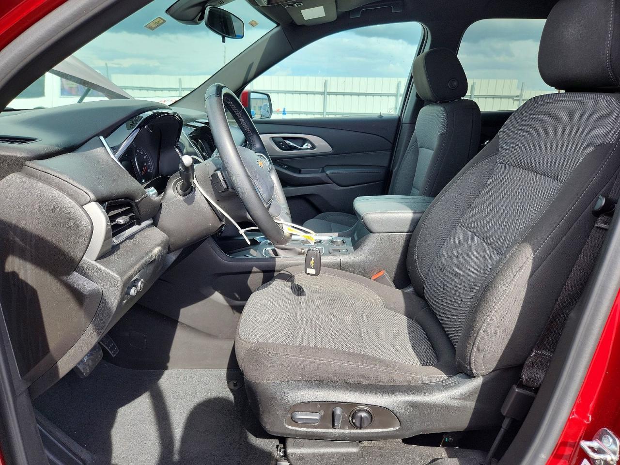 2023 Chevrolet Traverse Lt - Image 7