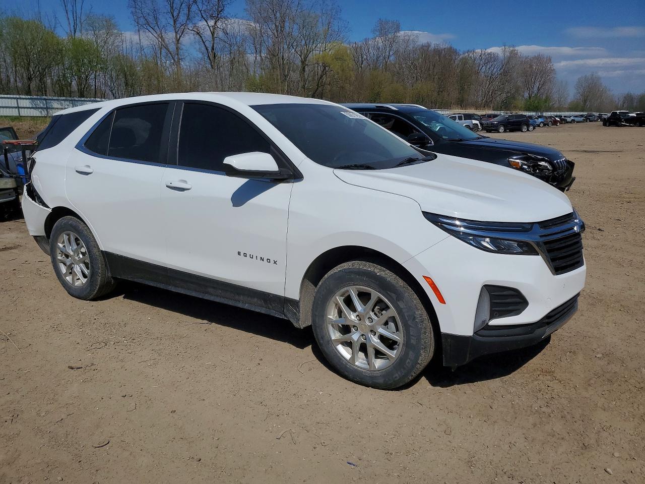 2022 Chevrolet Equinox Lt - Image 4