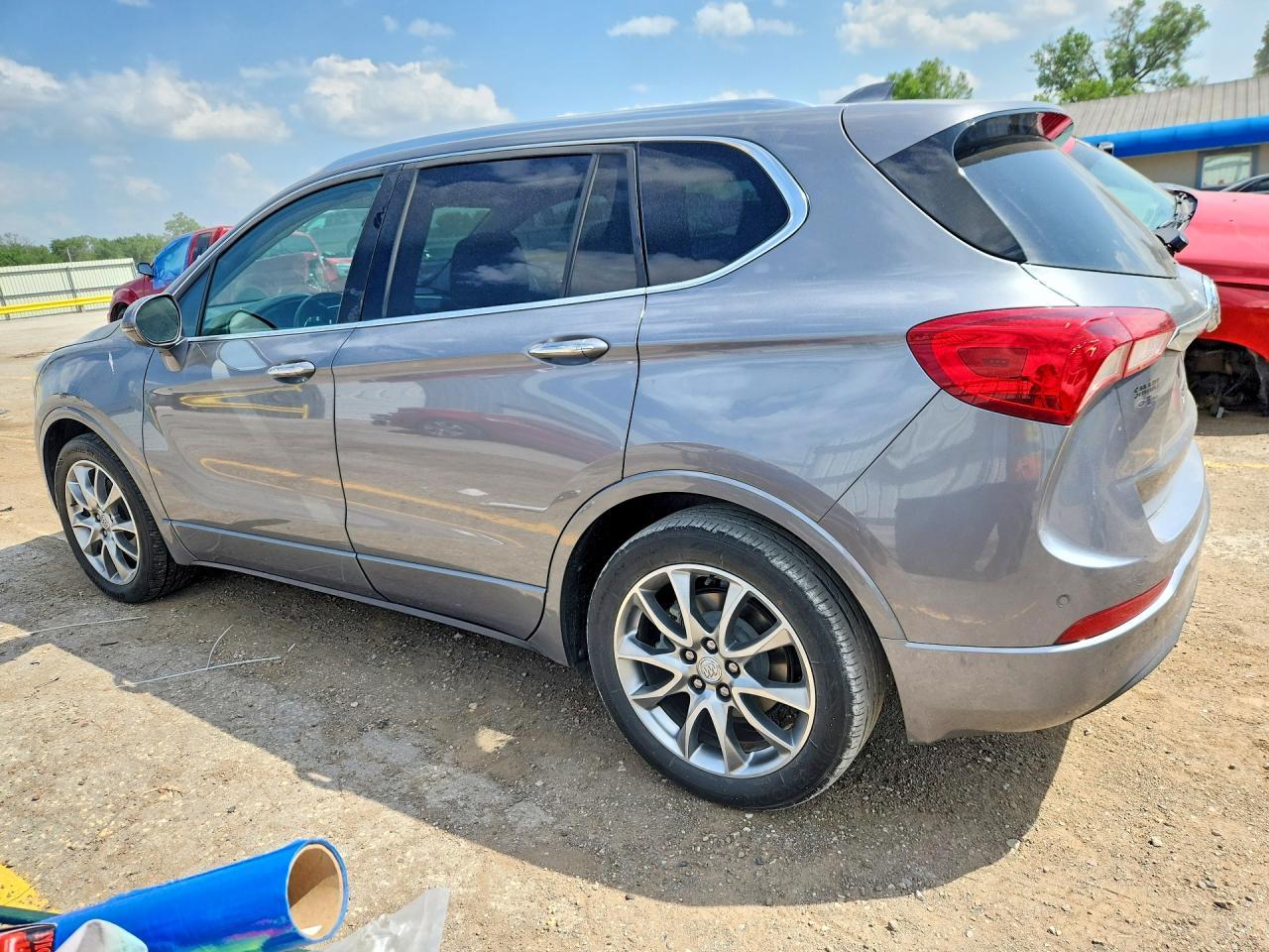 2020 Buick Envision Essence - Image 2