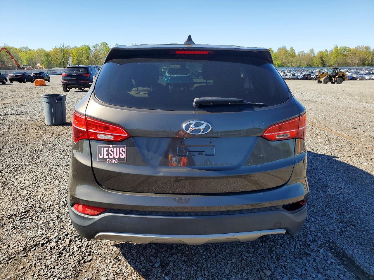 2014 Hyundai Santa Fe Sport 2.4L - Image 6