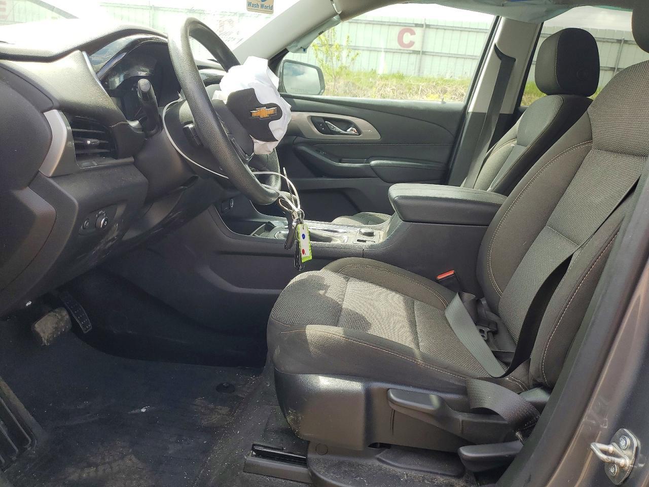 2021 Chevrolet Traverse Ls - Фото 7