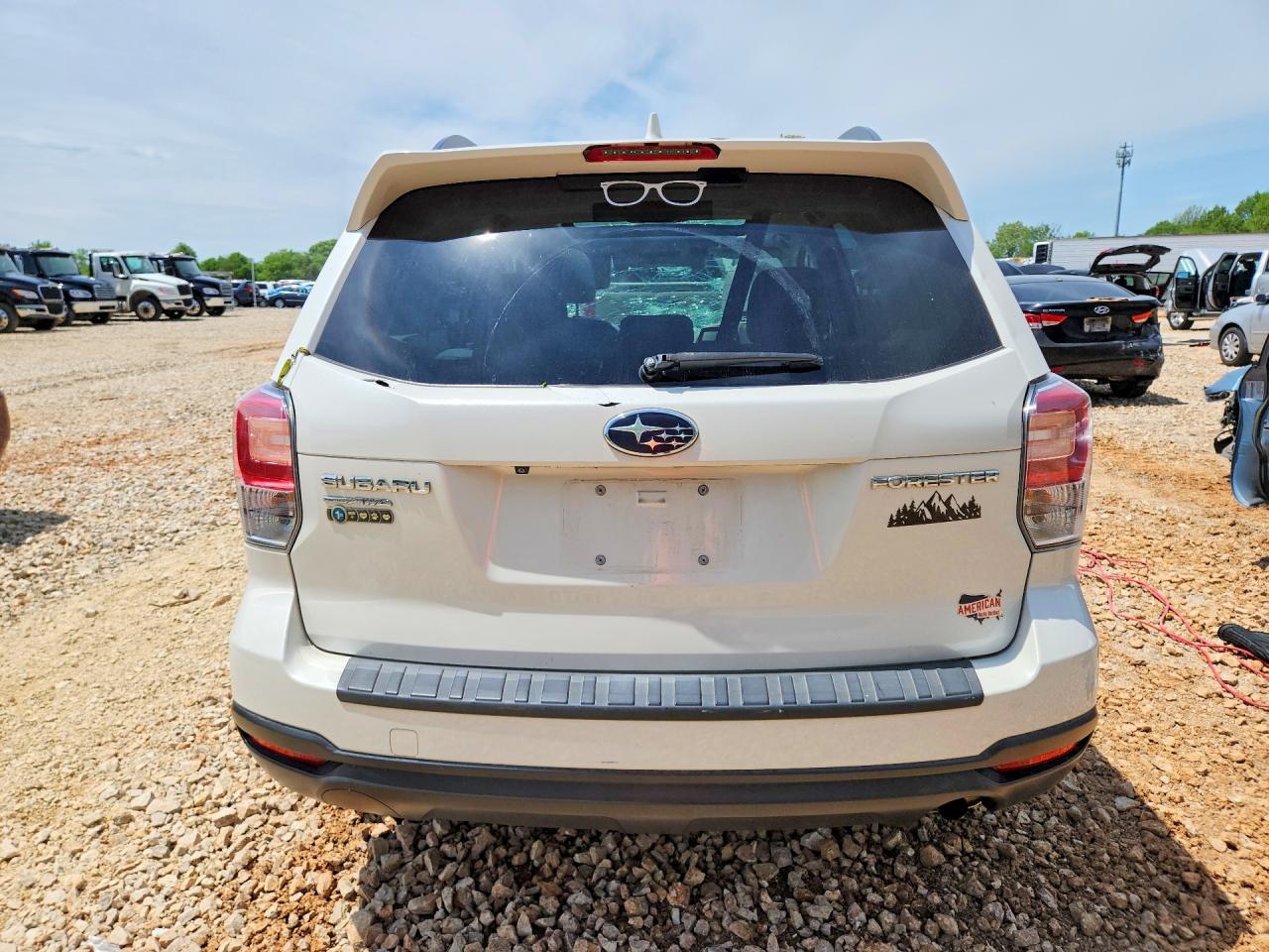 2018 Subaru Forester 2.5I Premium - Image 6