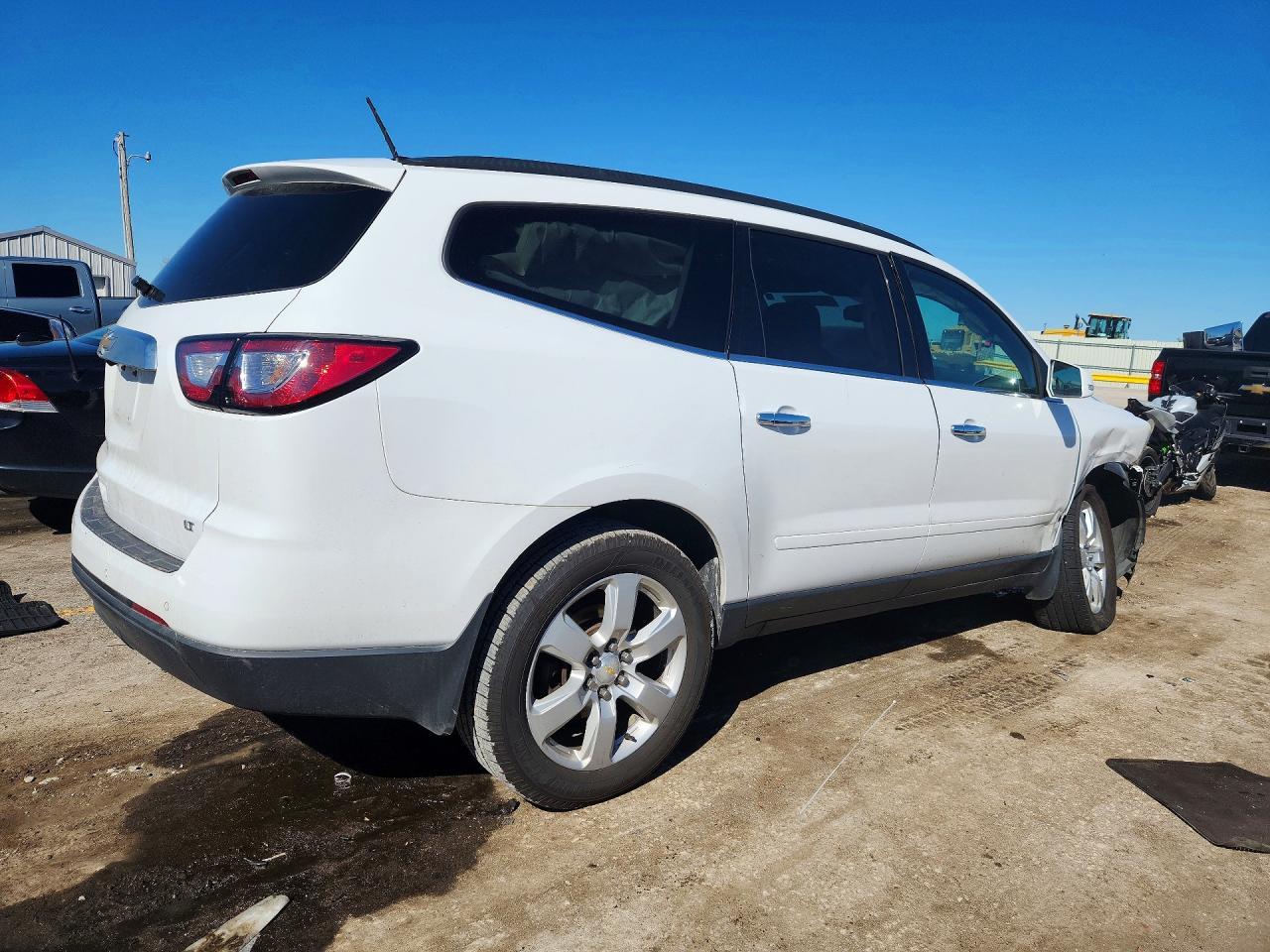 2017 Chevrolet Traverse Lt - Фото 3
