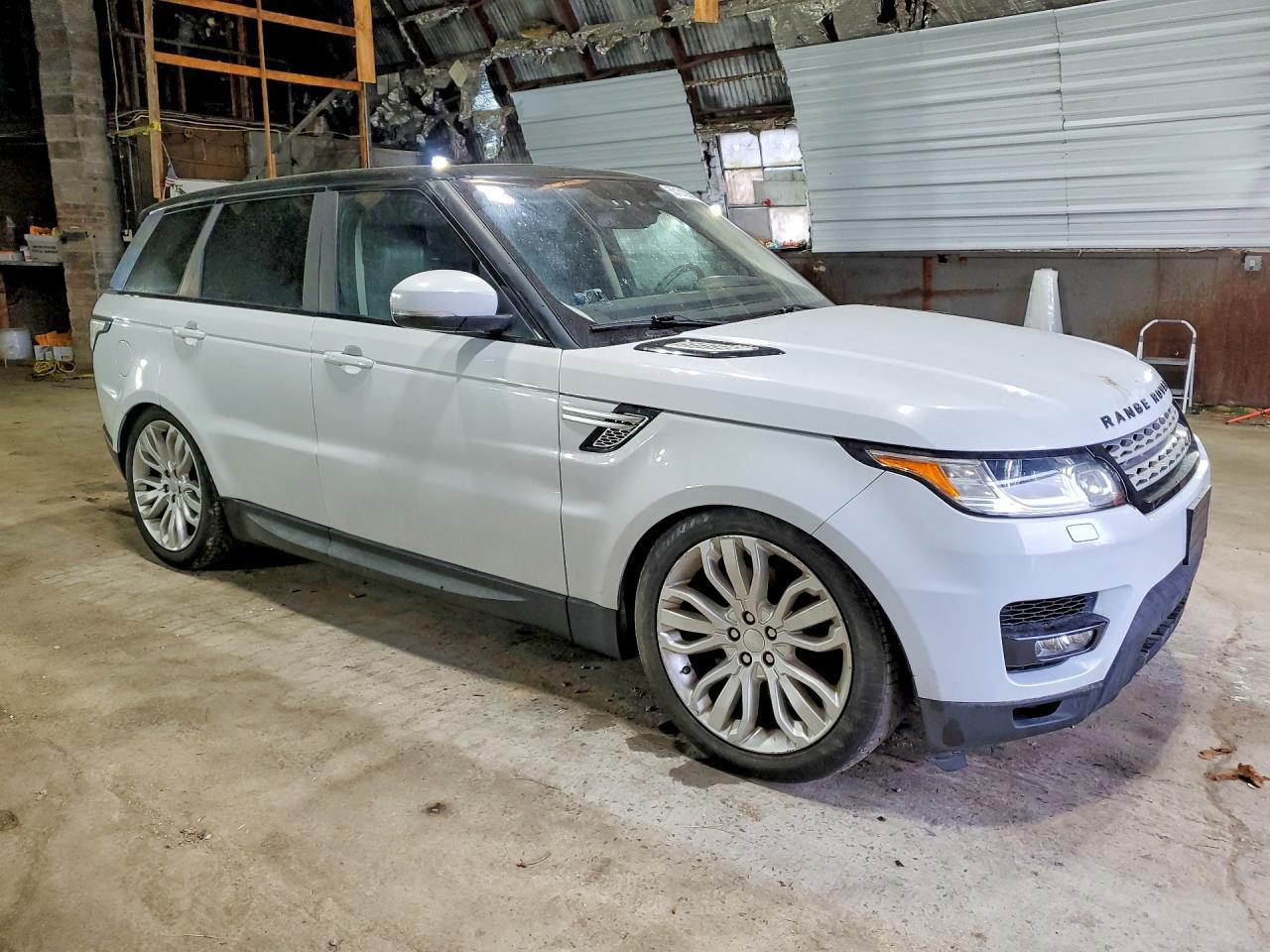 2016 Land Rover Range Rover Sport Hse - Image 4