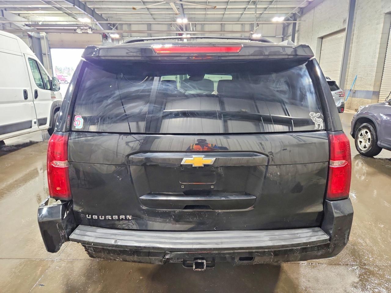 2017 Chevrolet Suburban K1500 Lt - Фото 6