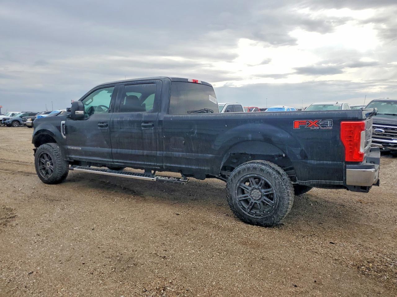 2018 Ford F350 Super Duty - Фото 2