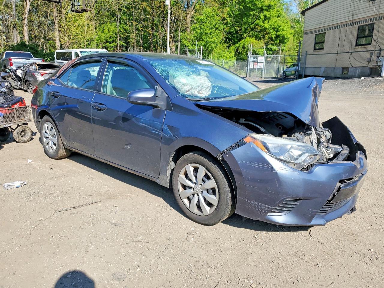 2015 Toyota Corolla Le - Фото 4