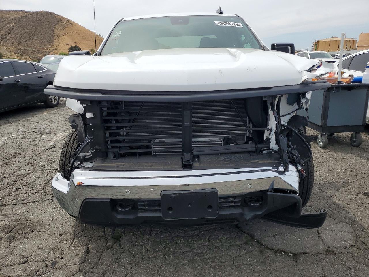 2025 Chevrolet Silverado K1500 - Фото 5