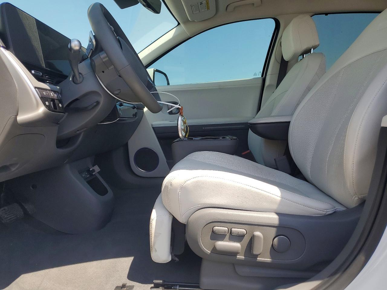 2025 Hyundai Ioniq 5 Limited - Image 7