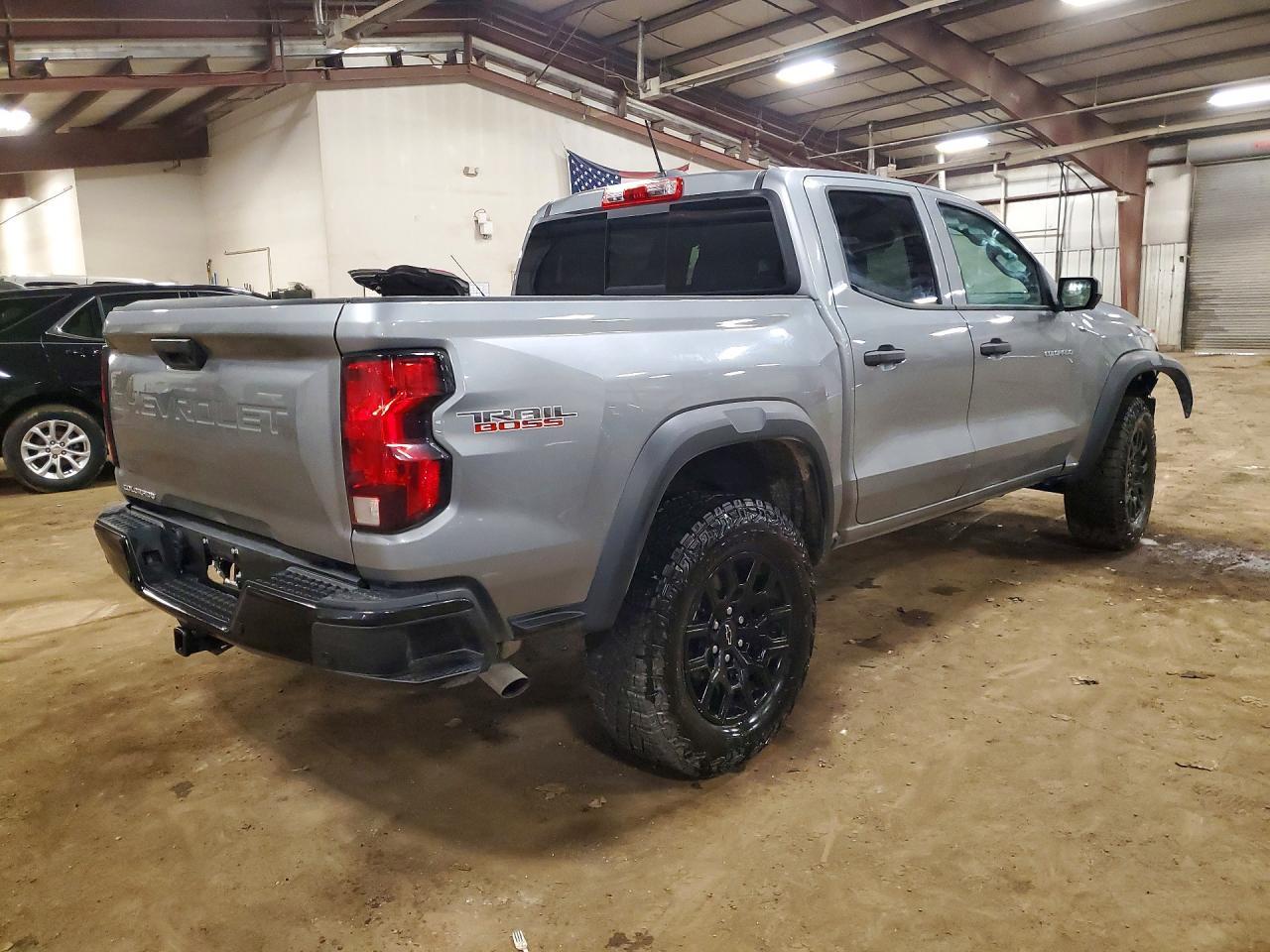 2026 Chevrolet Colorado Trail Boss - Image 3