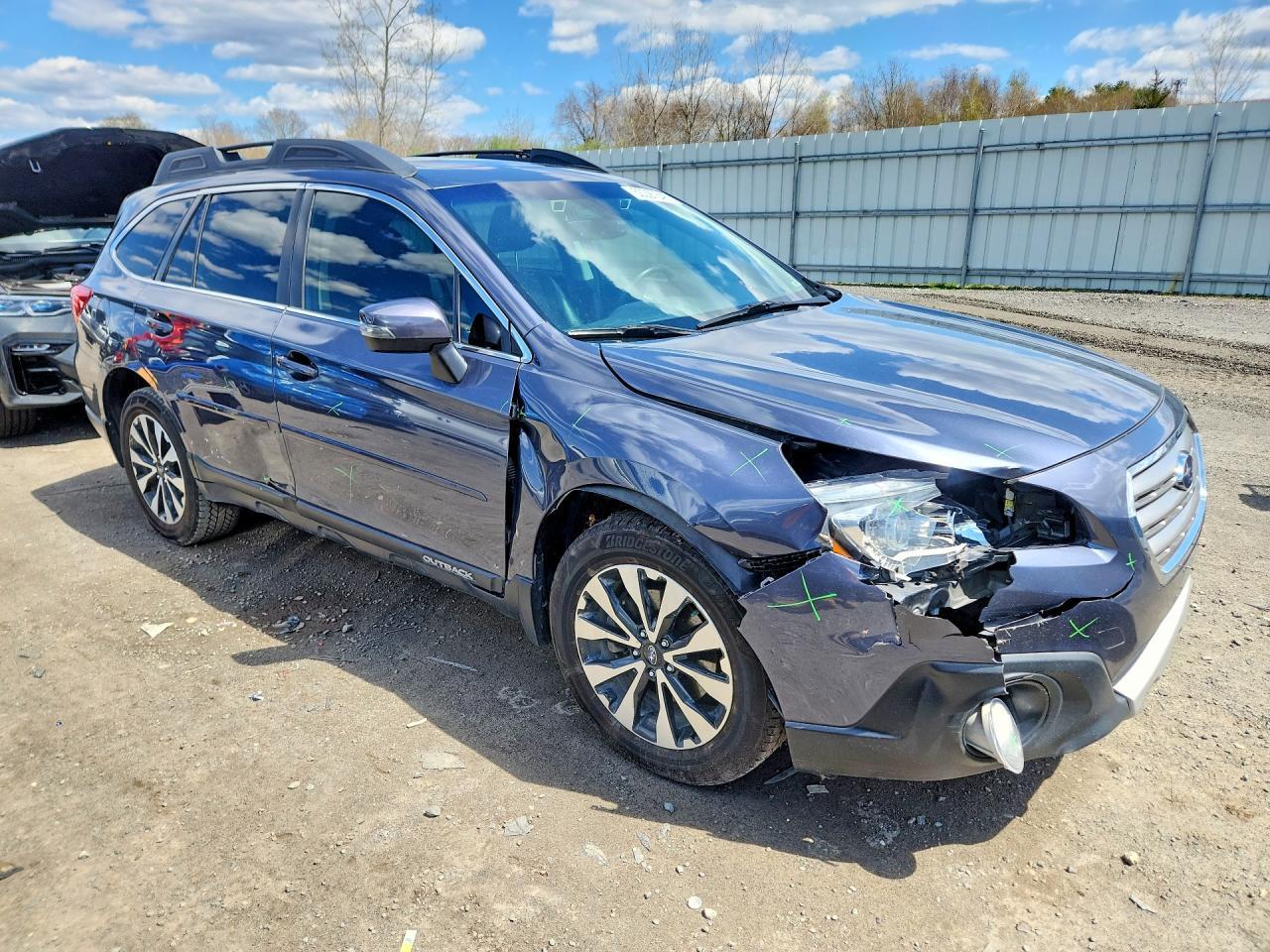2017 Subaru Outback 3.6R Limited - Image 4