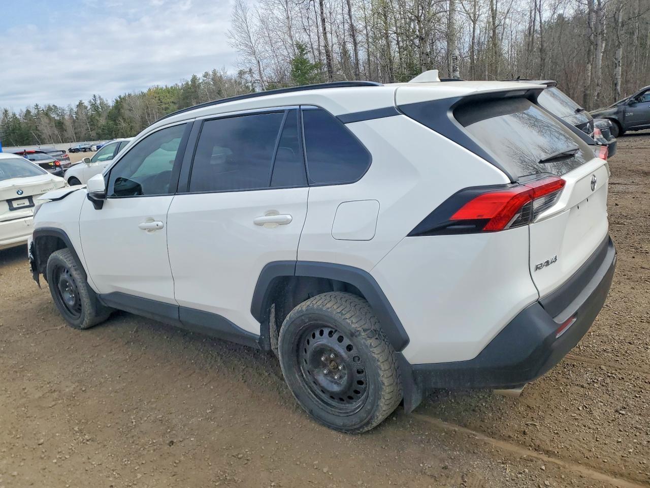 2020 Toyota Rav4 Le - Image 2