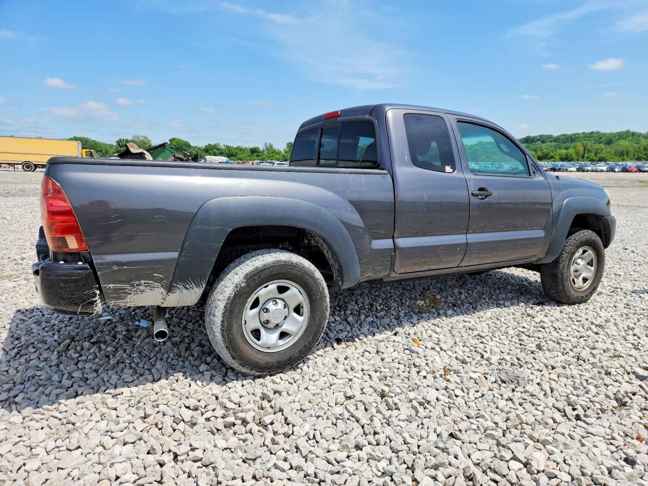 2015 Toyota Tacoma Access Cab - Фото 3