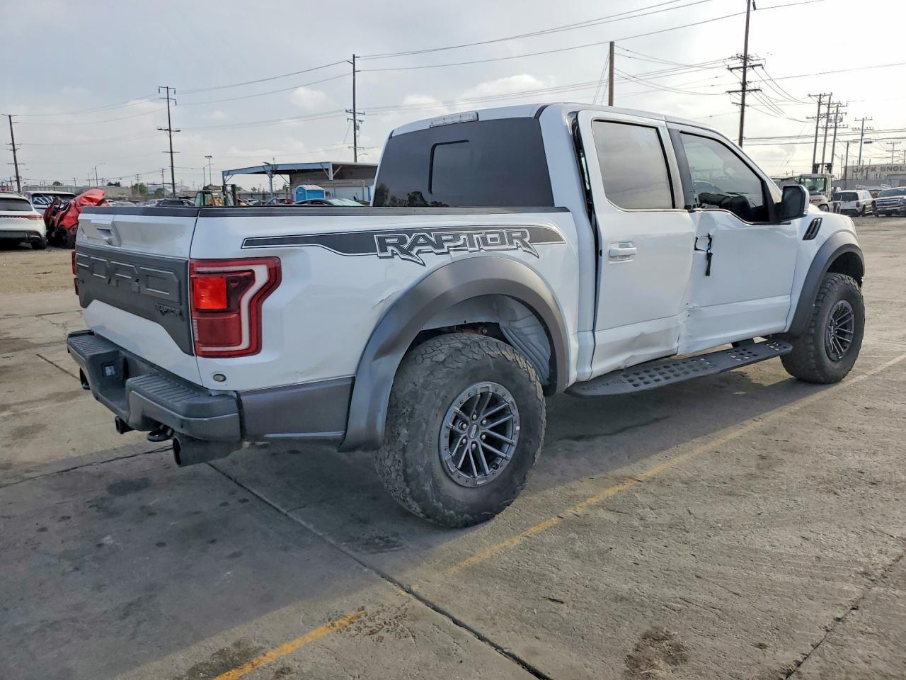 2019 Ford F150 Raptor - Image 3