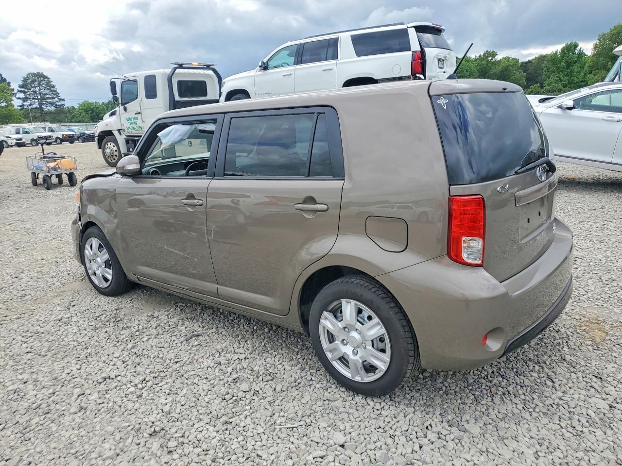 2015 Scion Xb Base - Фото 2