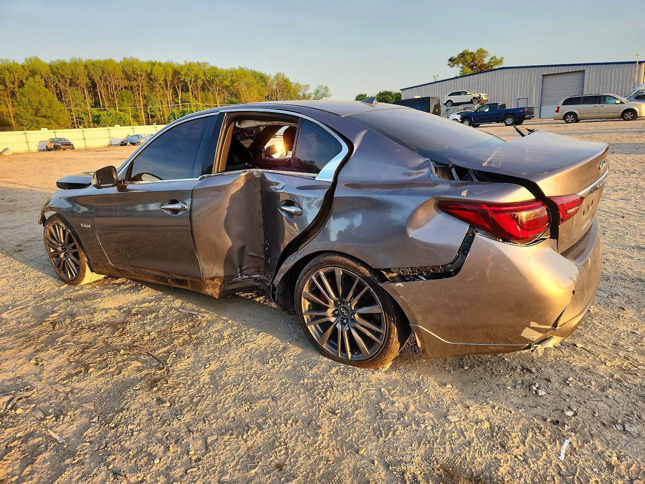 2018 Infiniti Q50 Red Sport 400 - Image 2