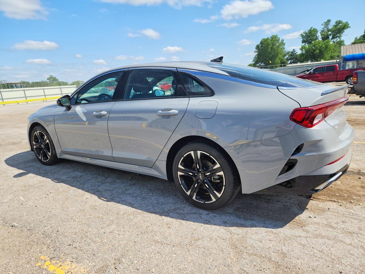 2024 Kia K5 Gt Line - Фото 2