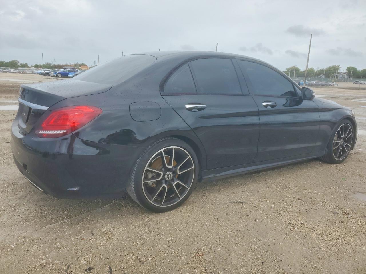 2019 Mercedes-Benz C 300 - Image 3