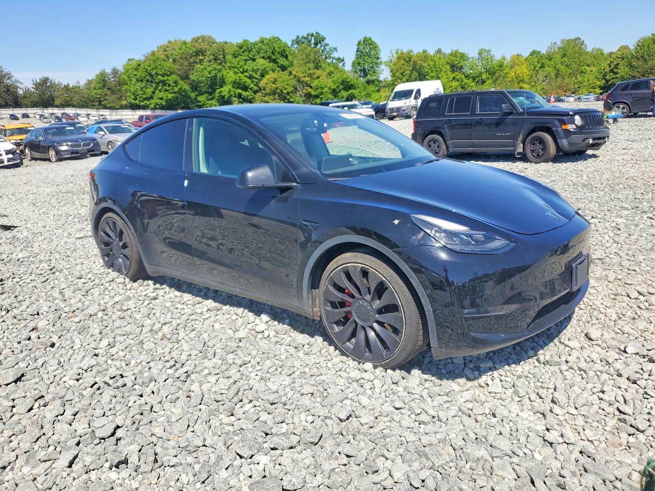 2022 Tesla Model Y - Фото 4