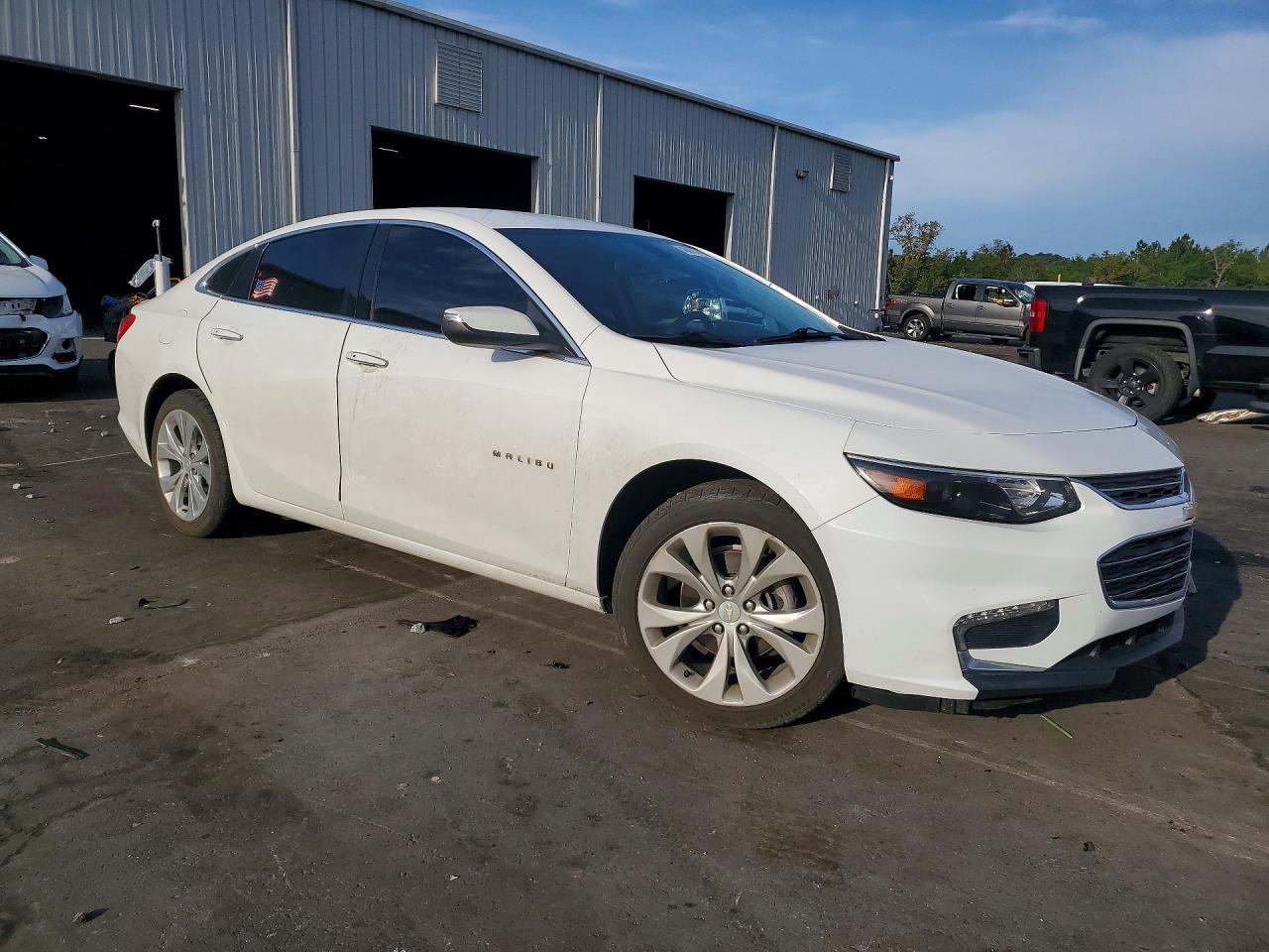2018 Chevrolet Malibu Premier - Фото 4