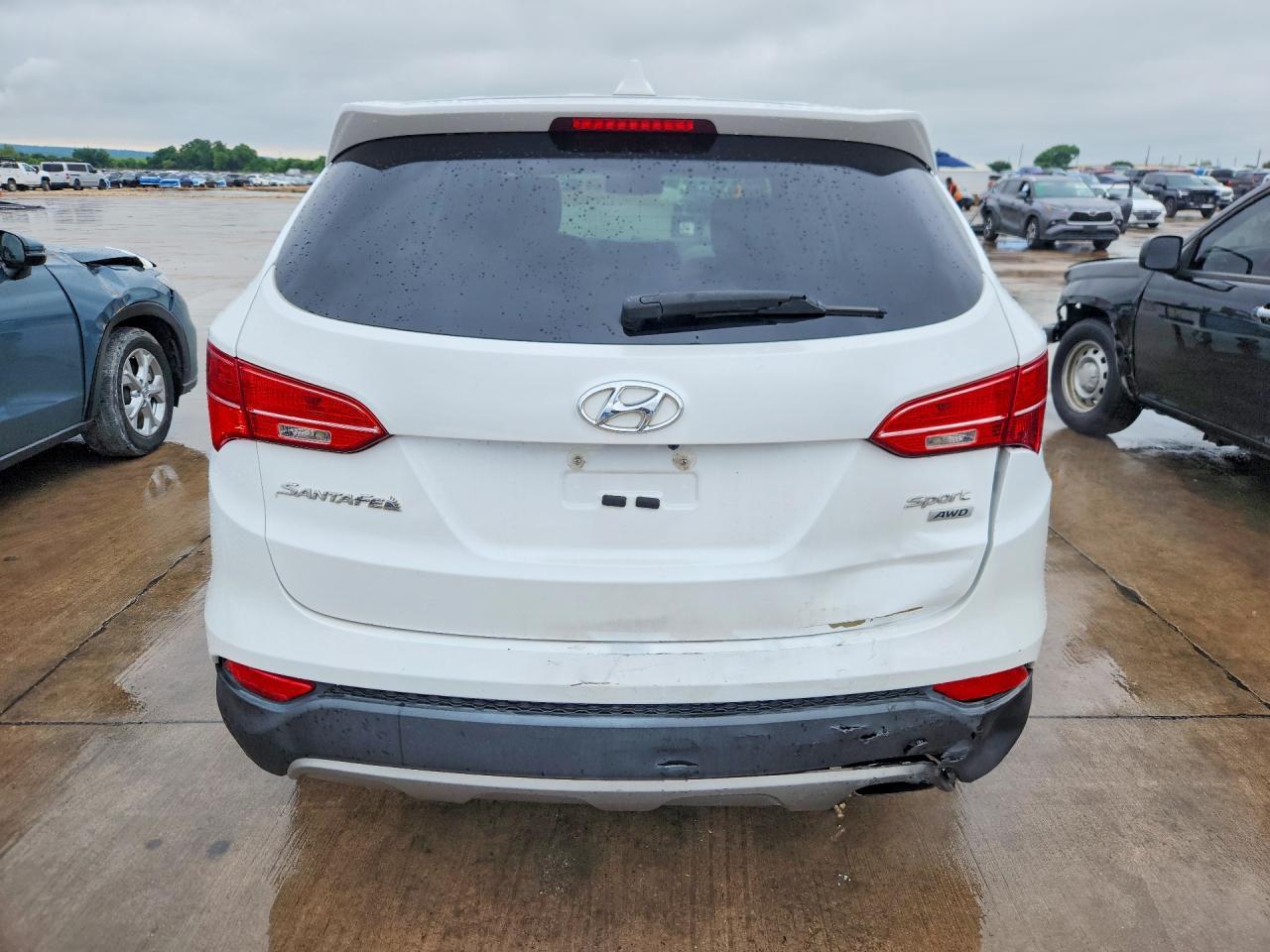 2016 Hyundai Santa Fe Sport 2.4L - Image 6