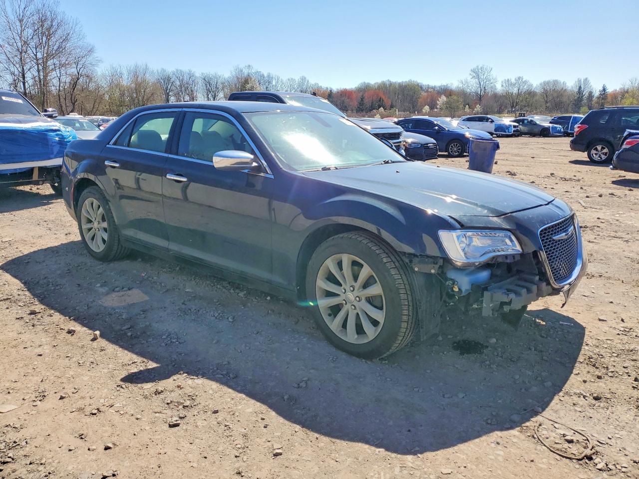 2016 Chrysler 300 Limited - Image 4