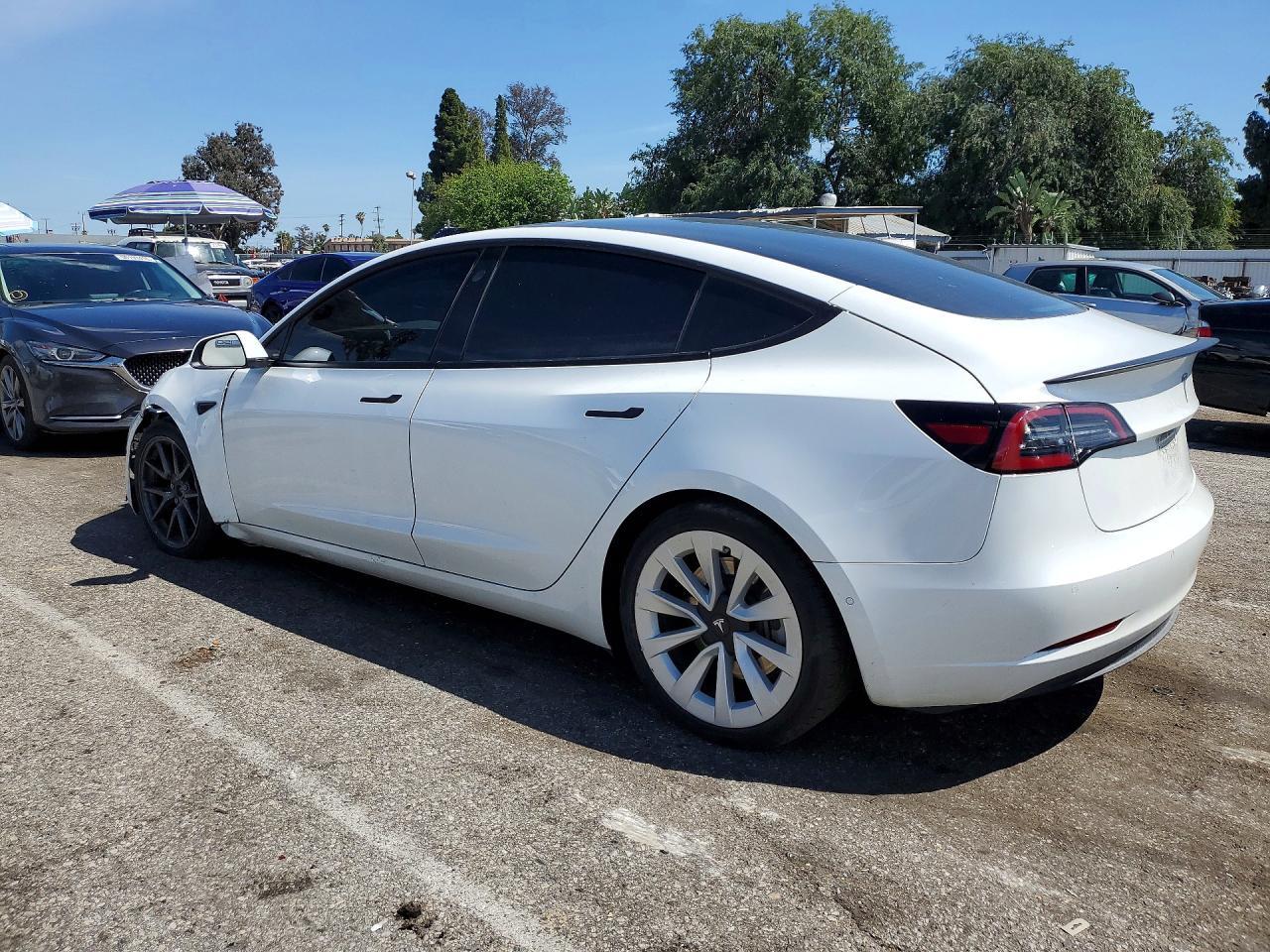 2021 Tesla Model 3 - Image 2
