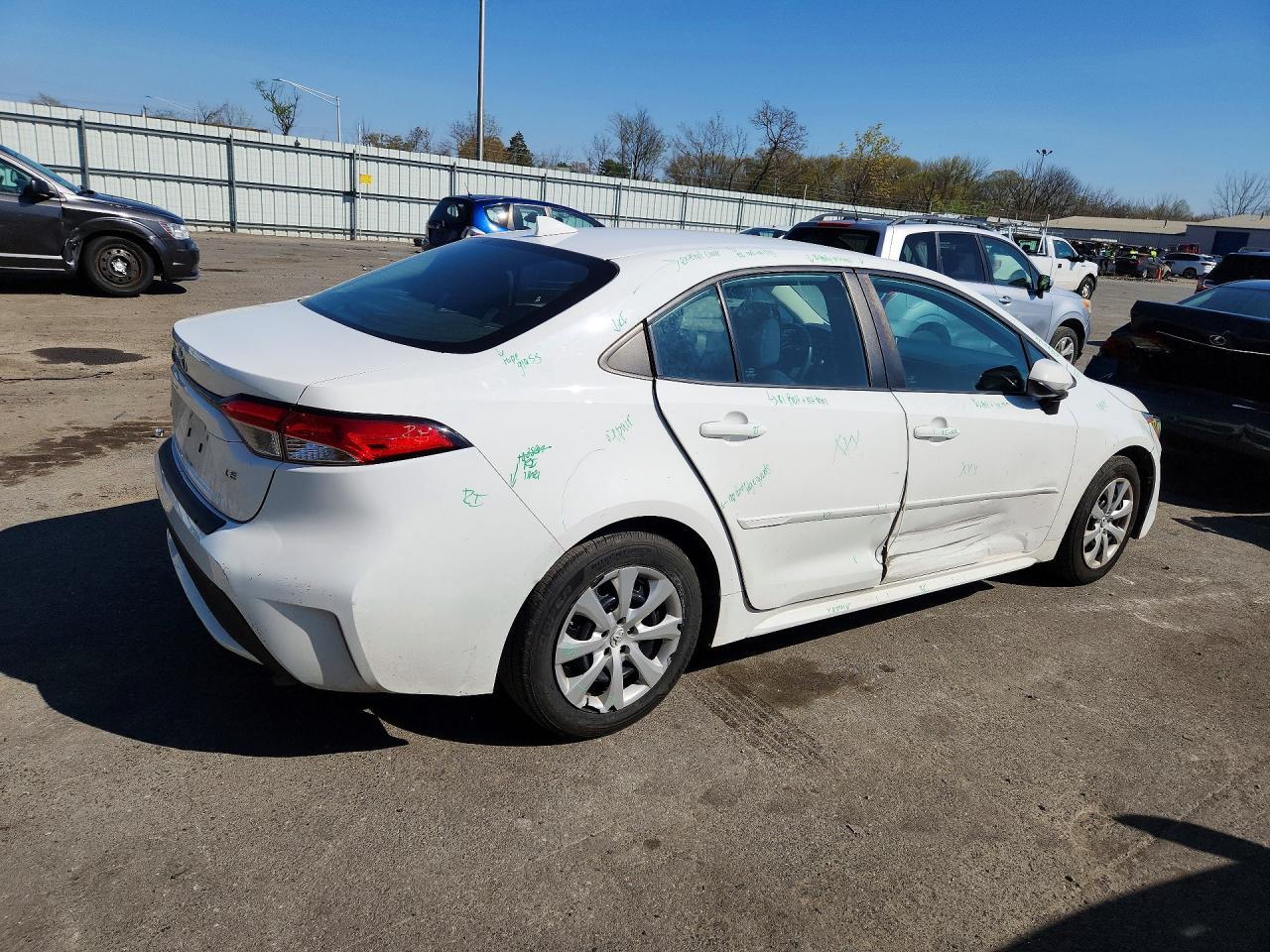 2020 Toyota Corolla Le - Image 3