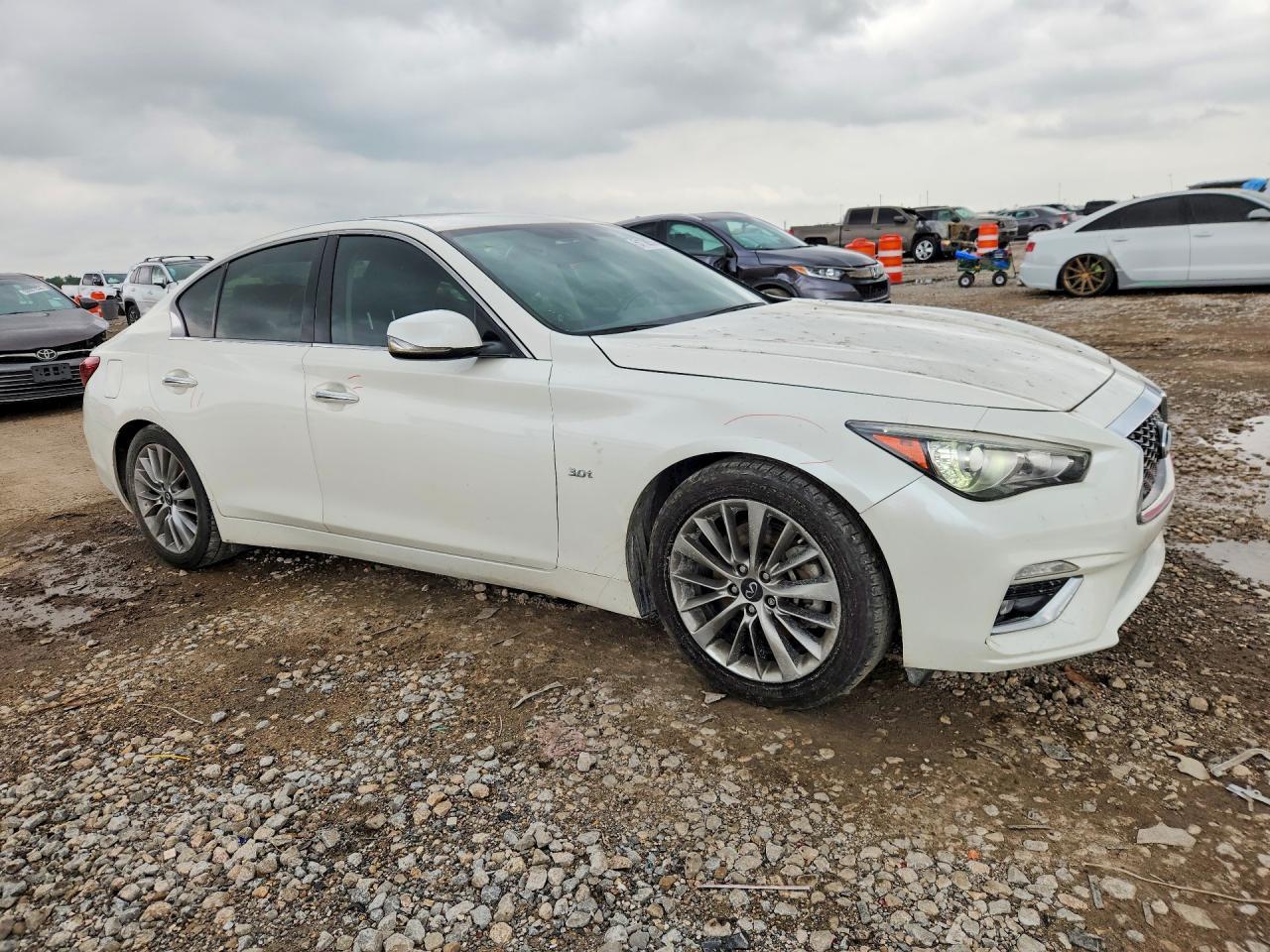 2020 Infiniti Q50 3.0T Luxe - Фото 4
