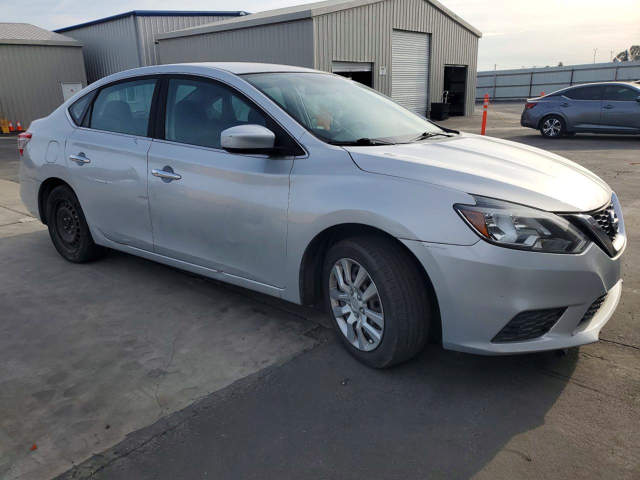 2016 Nissan Sentra Sv - Фото 4