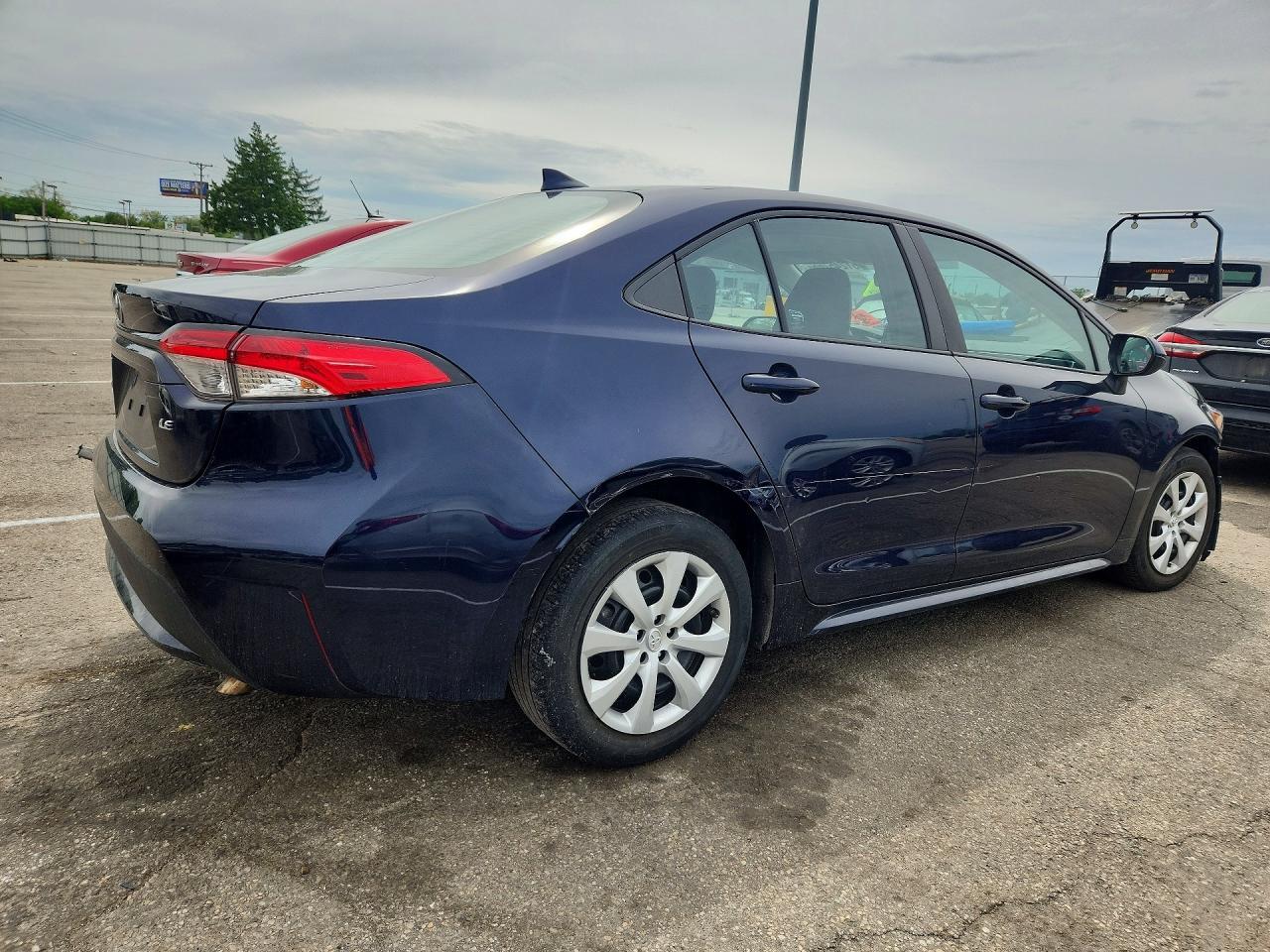 2022 Toyota Corolla Le - Фото 3