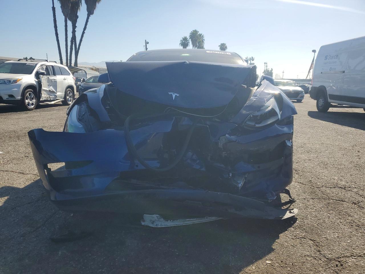 2021 Tesla Model 3 - Image 5
