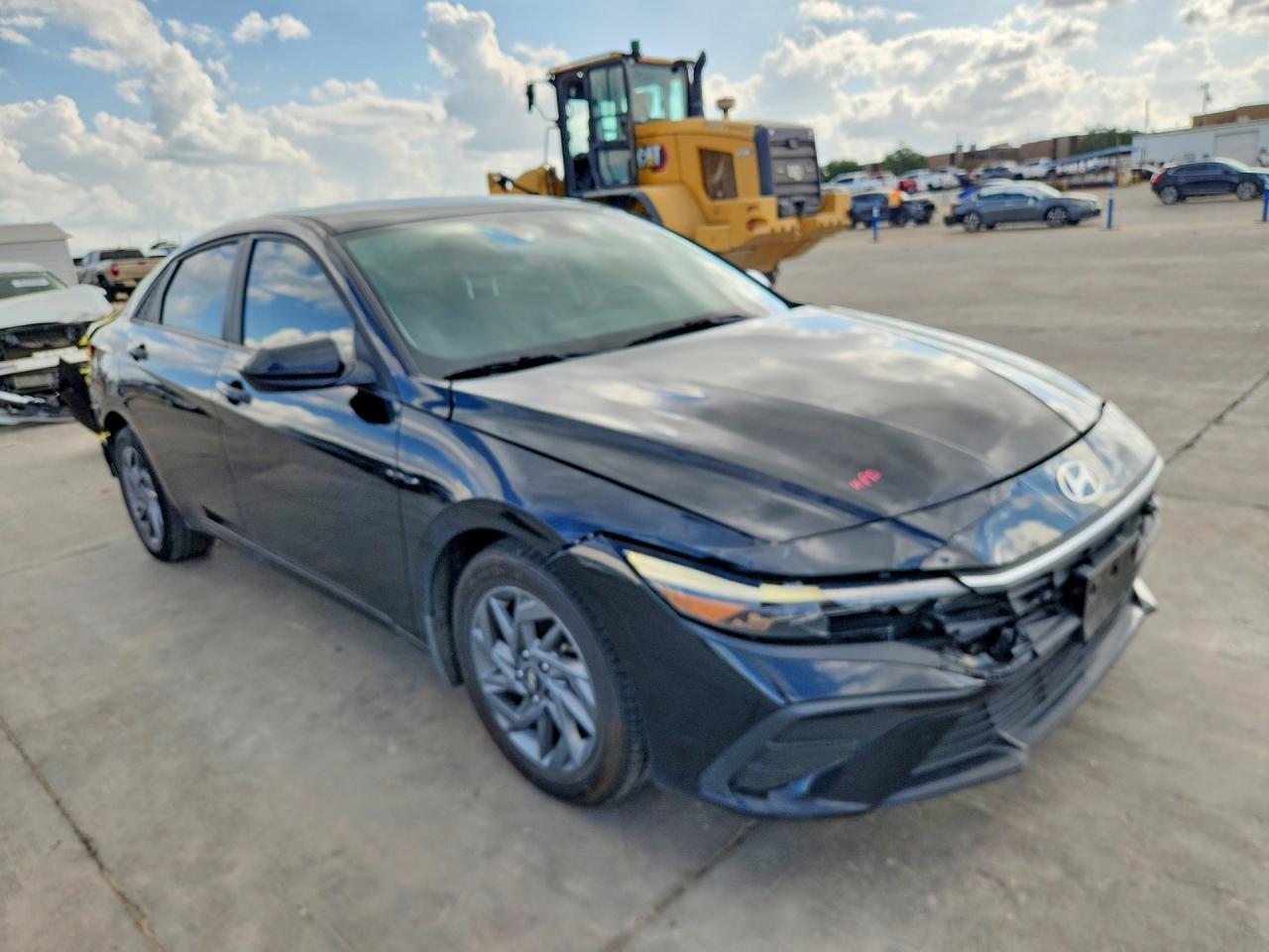 2024 Hyundai Elantra Sel - Image 4
