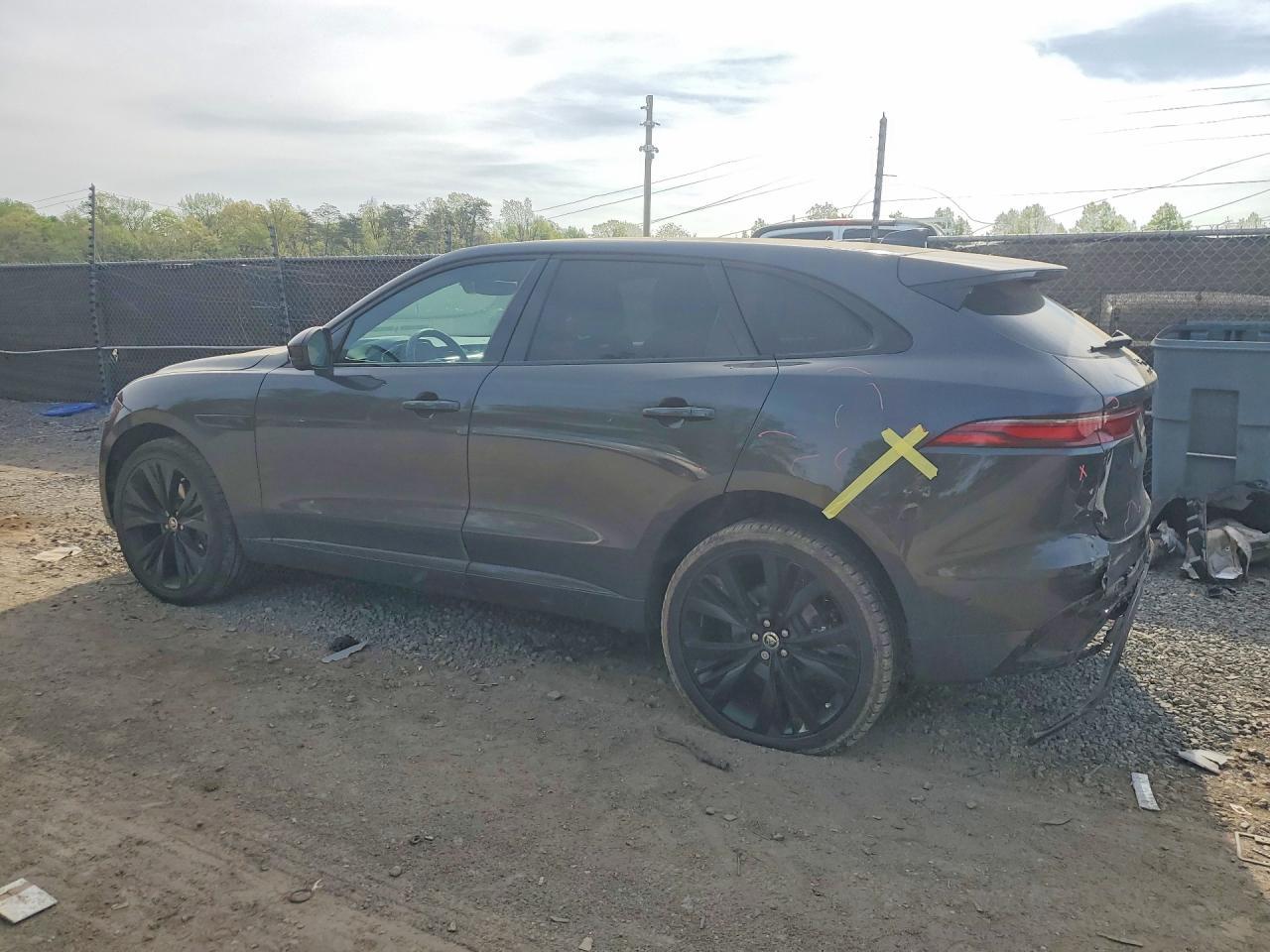 2025 Jaguar F-Pace R-Dynamic S - Фото 2