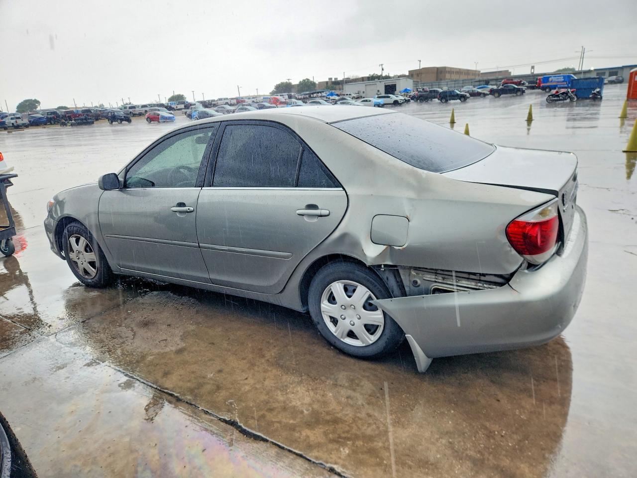 2006 Toyota Camry Le - Фото 2
