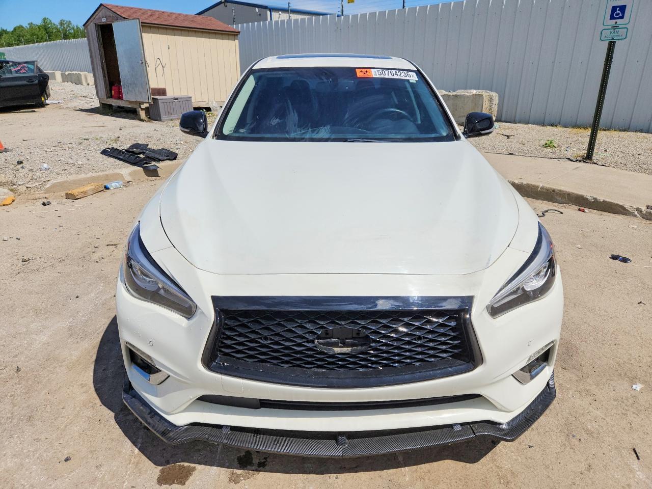 2018 Infiniti Q50 3.0T Luxe - Фото 5