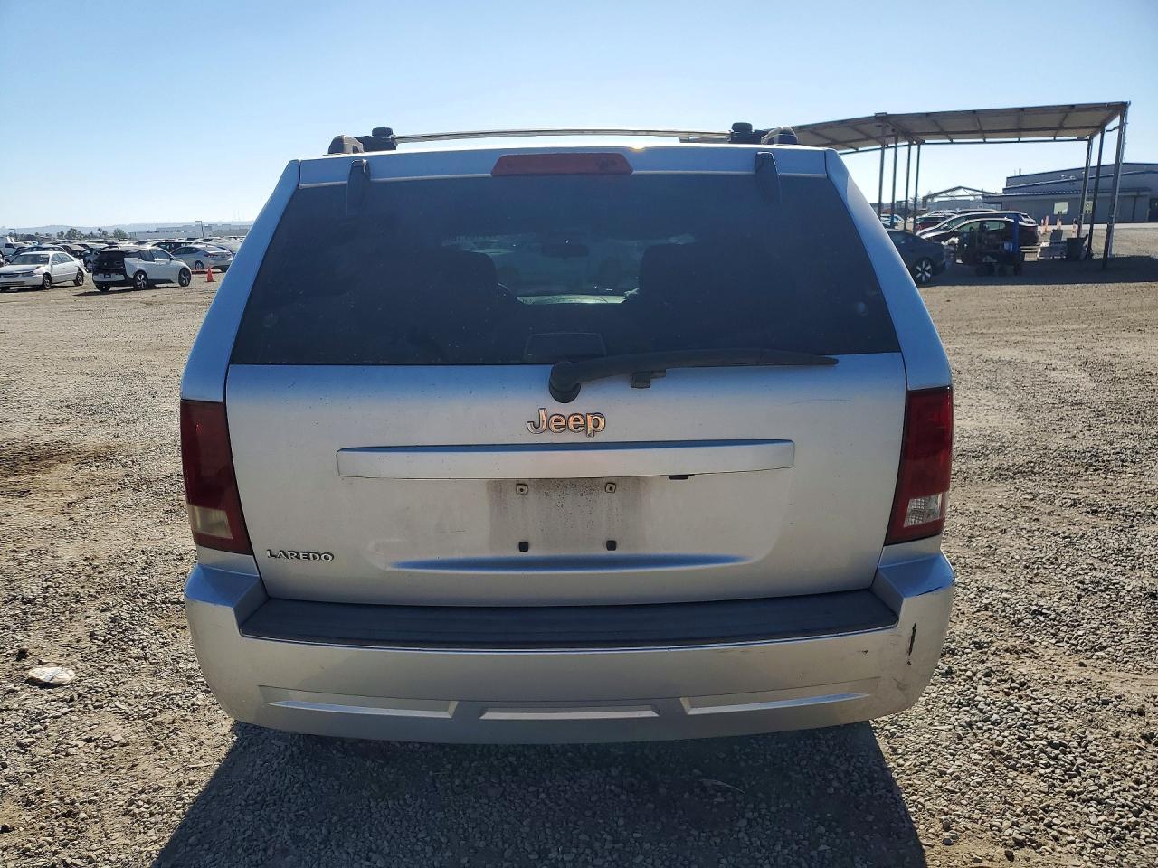2006 Jeep Grand Cherokee Laredo - Image 6