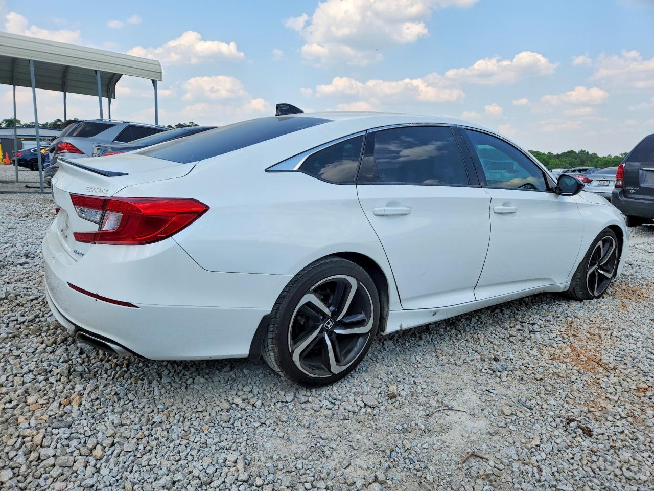 2022 Honda Accord Sport - Фото 3