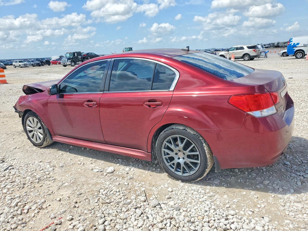 2012 Subaru Legacy 2.5I Limited - Фото 2
